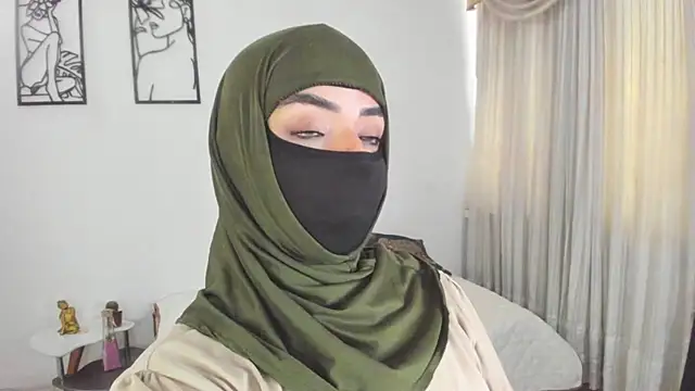 Snapshot of Uzra_hayed chatting on 28, 7, 2026 Uzra hayed online show from 28, 7, 2026