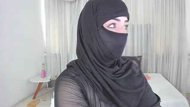 Uzra hayed online show from 7, 5, 2026