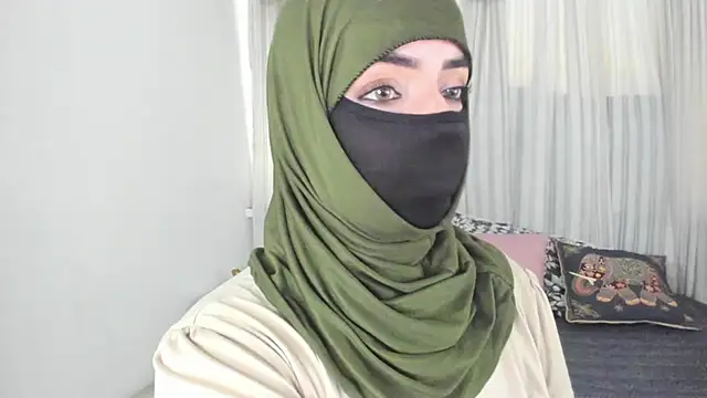 Snapshot of Uzra_hayed chatting on 6, 7, 2026 Uzra hayed online show from 6, 7, 2026