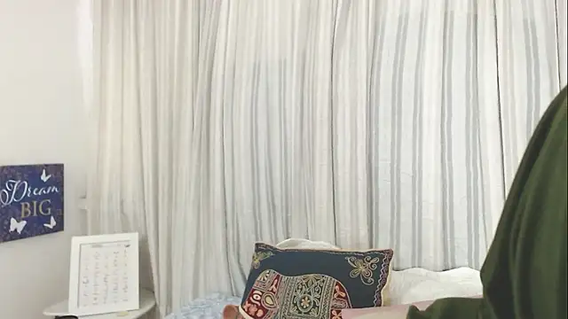 Uzra hayed online show from 8, 9, 2025