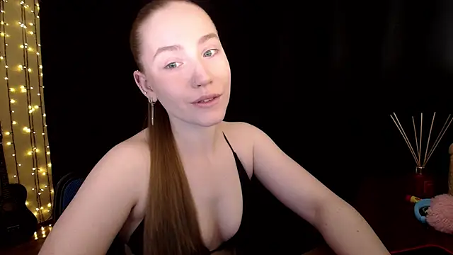 Snapshot of SindiWatsoon chatting on 30, 4, 2026 SindiWatsoon online show from 30, 4, 2026