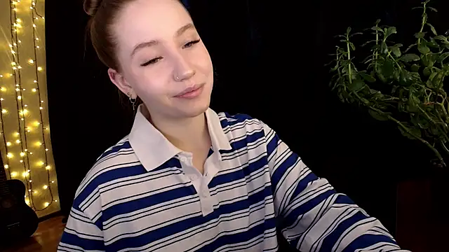 Snapshot of SindiWatsoon chatting on 26, 9, 2025 SindiWatsoon online show from 26, 9, 2025