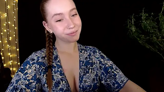 Snapshot of SindiWatsoon chatting on 21, 9, 2025 SindiWatsoon online show from 21, 9, 2025