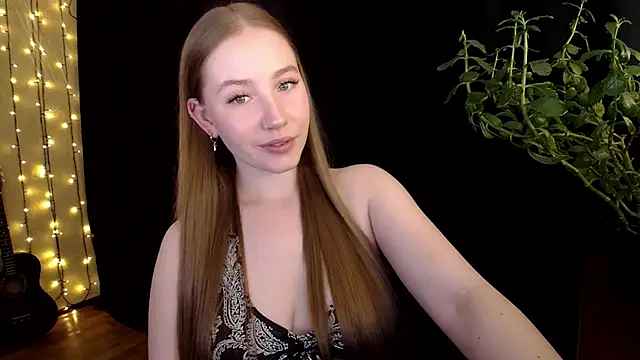 Snapshot of SindiWatsoon chatting on 9, 10, 2025 SindiWatsoon online show from 9, 10, 2025