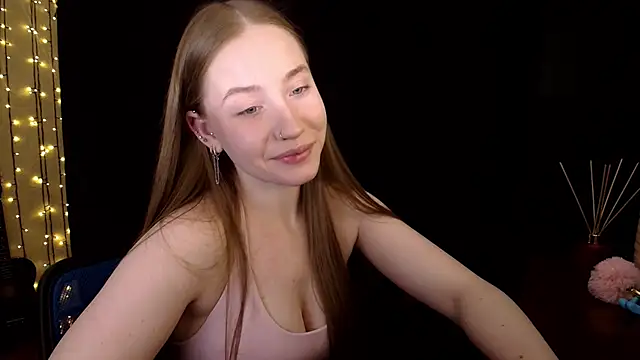 SindiWatsoon online show from 13, 4, 2026