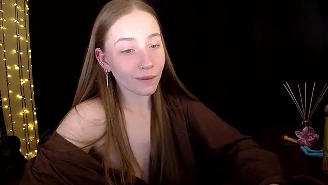Snapshot of SindiWatsoon chatting on 4, 5, 2026 SindiWatsoon online show from 4, 5, 2026