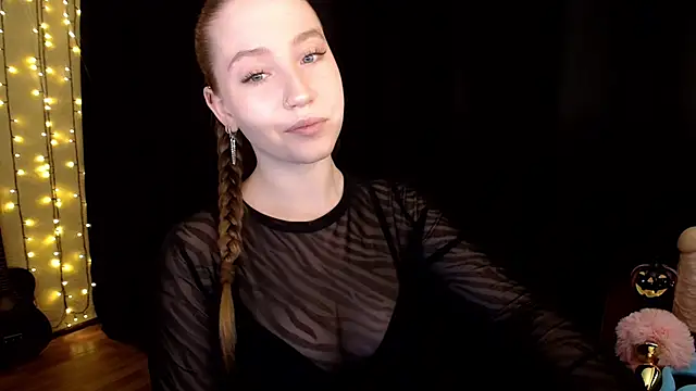 Snapshot of SindiWatsoon chatting on 31, 10, 2025 SindiWatsoon online show from 31, 10, 2025