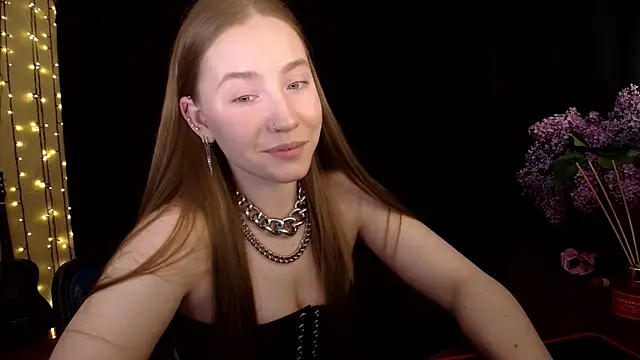 Snapshot of SindiWatsoon chatting on 11, 5, 2026 SindiWatsoon online show from 11, 5, 2026