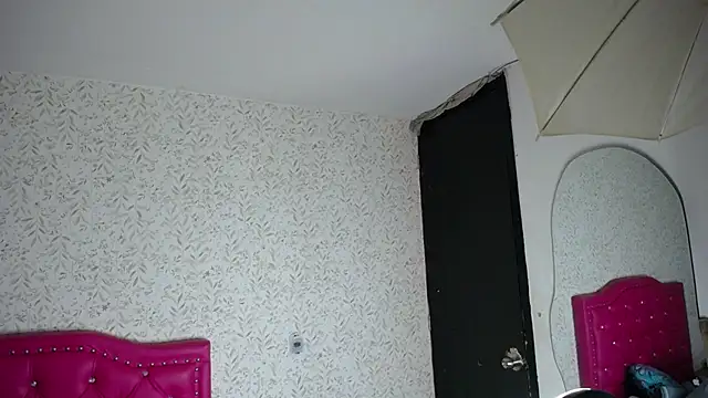 luly pink online show from 16, 12, 2025