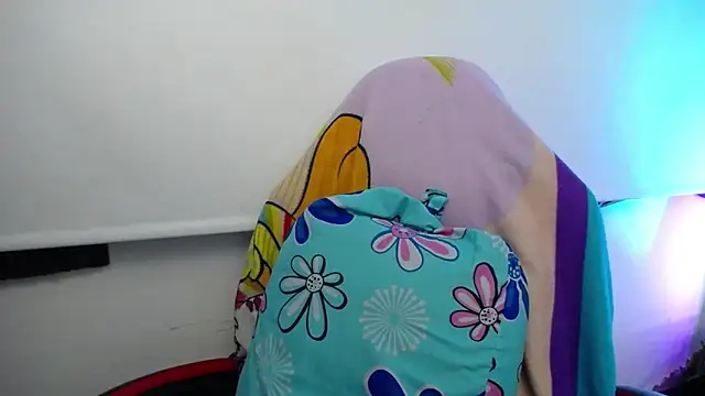 luly pink online show from 3, 12, 2025