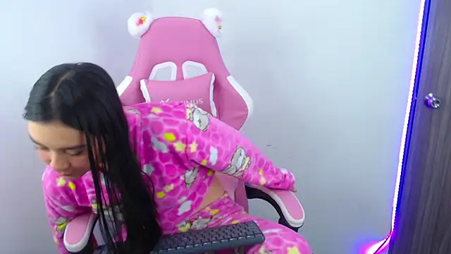 nahia  2 online show from 4, 11, 2025