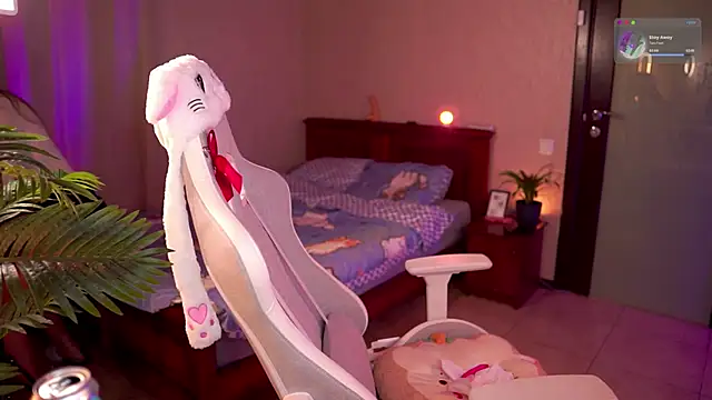 Kamila icee online show from 7, 2, 2026