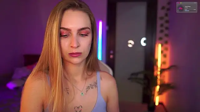 Snapshot of Kamila_icee chatting on 27, 9, 2025 Kamila icee online show from 27, 9, 2025