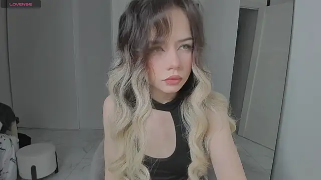 KellyBarton online show from 17, 12, 2024