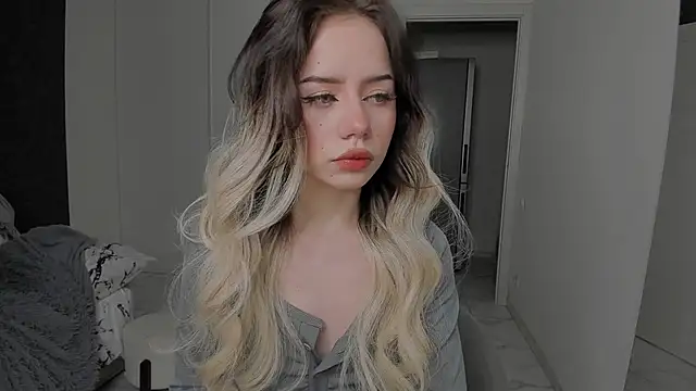 KellyBarton online show from 8, 12, 2024