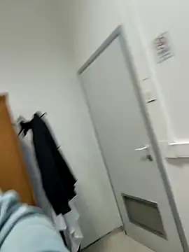 onbifeet online show from 4, 3, 2025