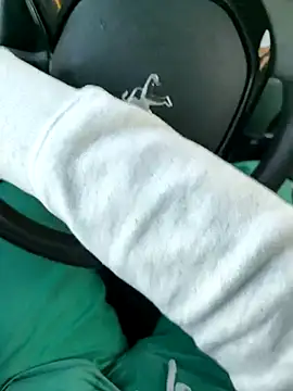 onbifeet online show from 8, 3, 2025