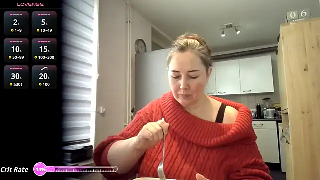 MilfGina online show from 6, 10, 2025