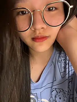 Krixxi22 online show from 5, 11, 2025