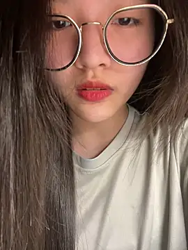 Krixxi22 online show from 12, 2, 2026