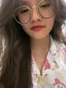 Krixxi22 online show from 21, 3, 2025