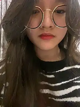 Krixxi22 online show from 20, 2, 2025