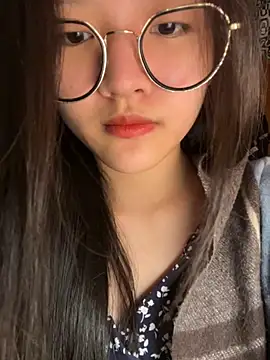 Krixxi22 online show from 8, 11, 2025