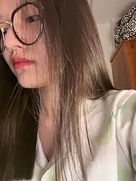 Krixxi22 online show from 10, 9, 2025