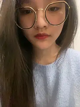 Krixxi22 online show from 26, 2, 2025