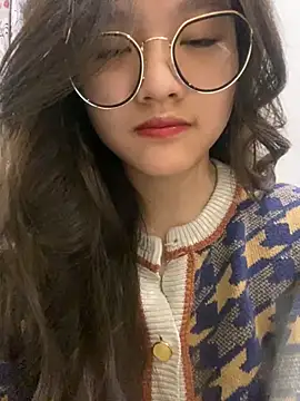 Krixxi22 online show from 22, 2, 2025