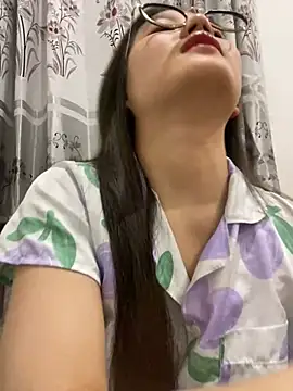 Krixxi22 online show from 12, 3, 2025