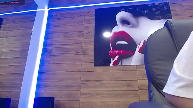 Snapshot of Ashlyeegray chatting on 21, 2, 2025 Ashlyeegray online show from 21, 2, 2025