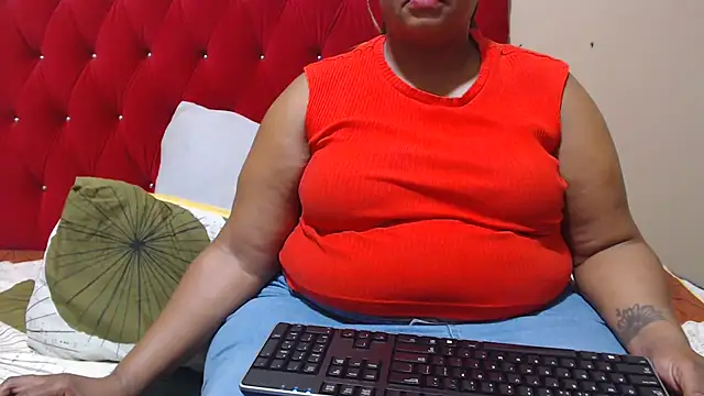 MIGHTYASSS online show from 1, 11, 2025