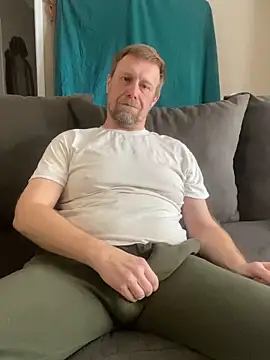 Snapshot of Realybigdill chatting on 2, 2, 2026 Realybigdill online show from 2, 2, 2026