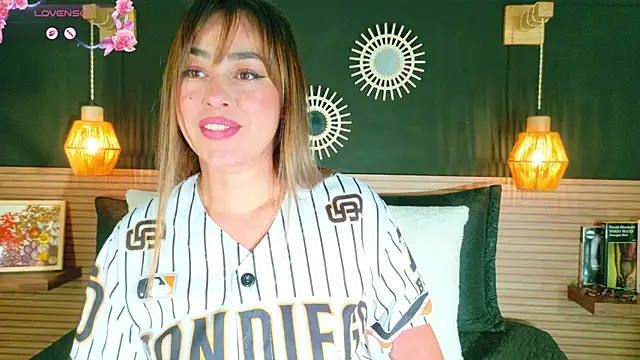 AnnaVictoria   online show from 14, 4, 2026