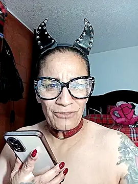 Taylor-hardcore online show from 15, 5, 2026