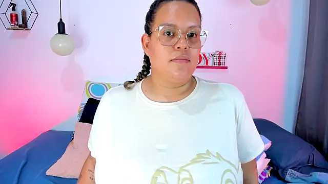 Snapshot of monicabbw_ chatting on 13, 2, 2025 monicabbw online show from 13, 2, 2025