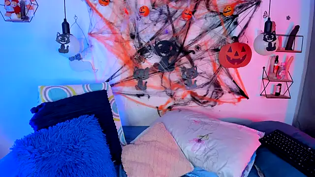 Snapshot of monicabbw_ chatting on 25, 10, 2025 monicabbw online show from 25, 10, 2025