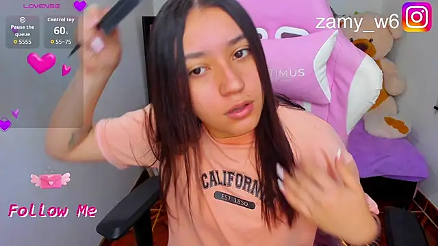 karla cute01 online show from 5, 12, 2025