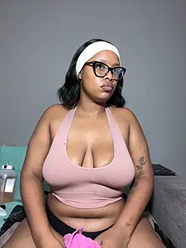 MimiCurves online show from 15, 11, 2025