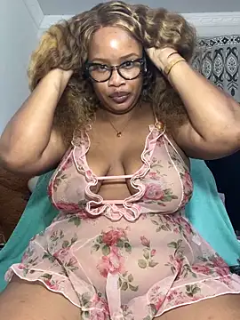MimiCurves online show from 3, 5, 2026
