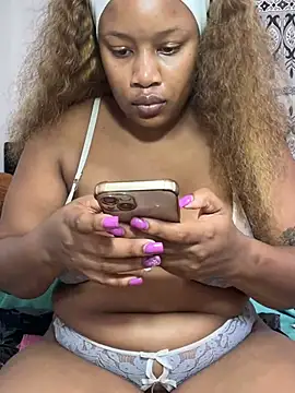 MimiCurves online show from 10, 4, 2026