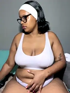 MimiCurves online show from 16, 11, 2025