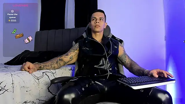 Aron Dark online show from 2, 10, 2025