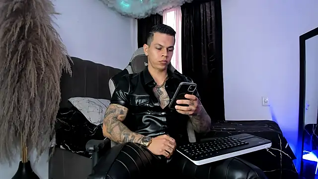 Aron Dark online show from 8, 6, 2026