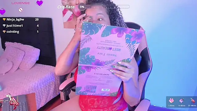 Kenia tompson01 online show from 25, 10, 2025