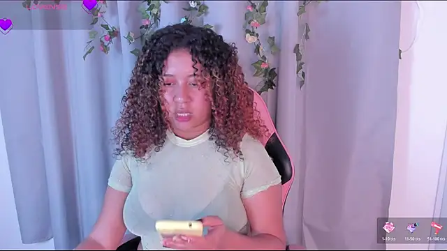 Kenia tompson01 online show from 17, 11, 2025