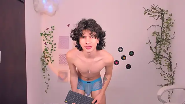 Angelo duarte online show from 24, 9, 2025