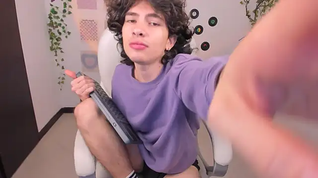 Angelo duarte online show from 30, 9, 2025