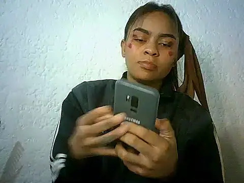 Snapshot of Bellabeltrann chatting on 10, 1, 2026 Bellabeltrann online show from 10, 1, 2026